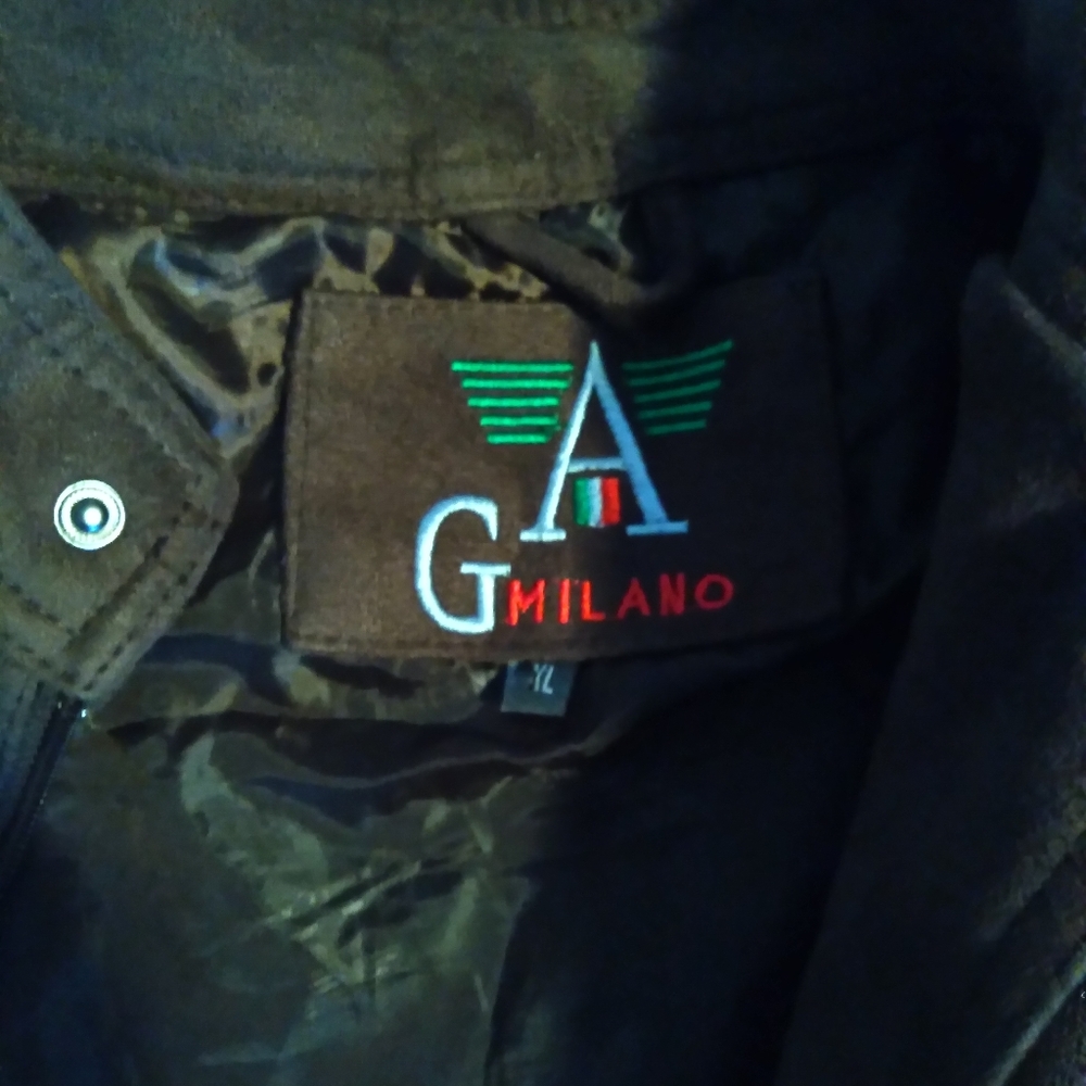 Jacket - Picture 3 of 3